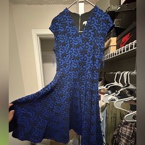 Women dress from Dress Barn, only worn twice , good quality and material
